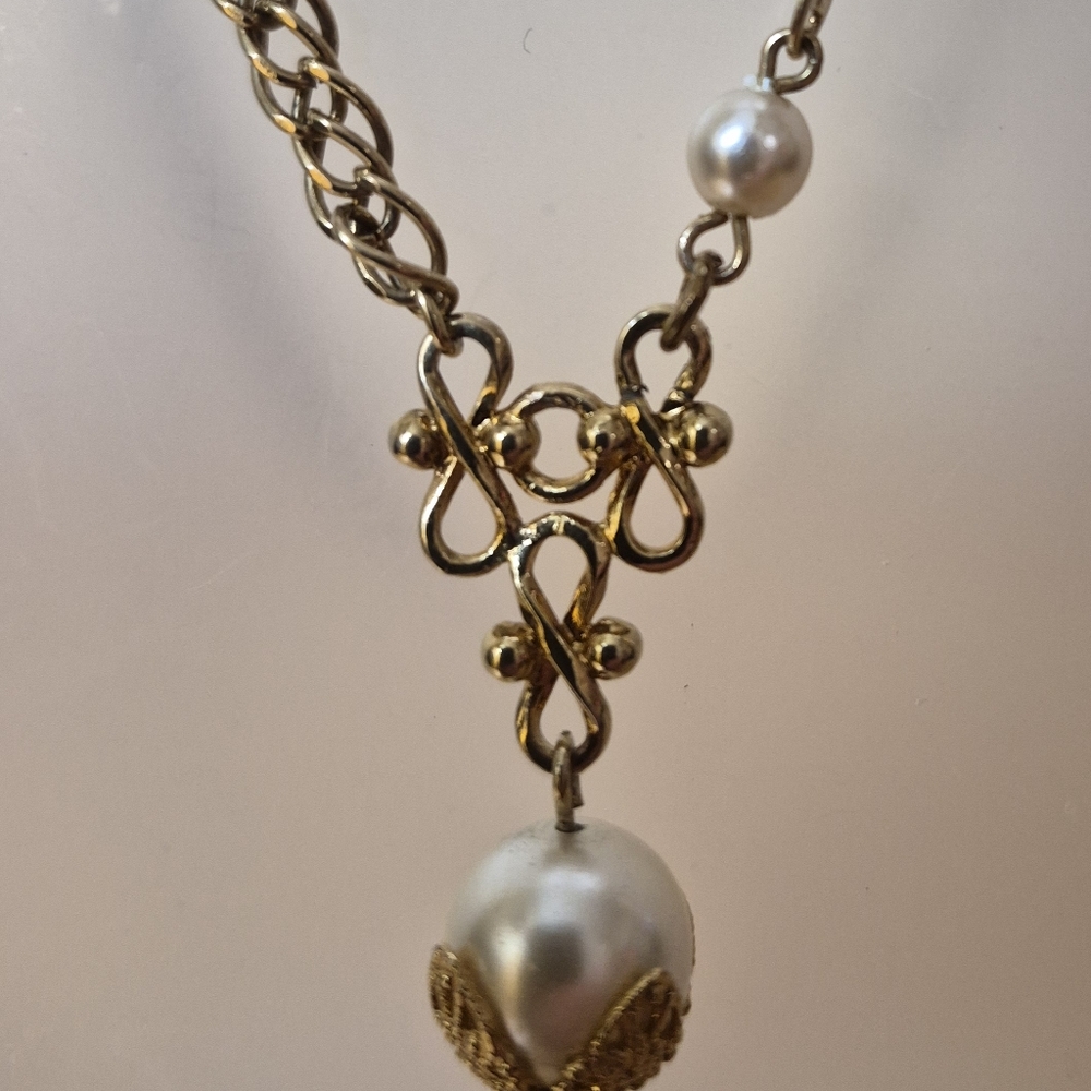 Reimagined Goldtone Pearl Drop Necklace - Picture 8 of 9